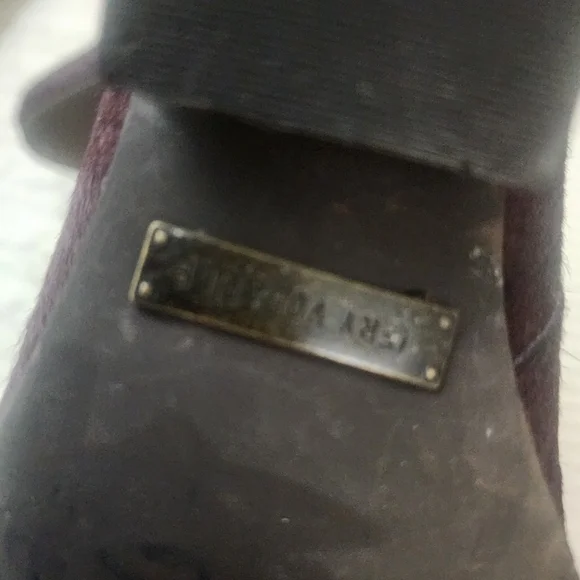 Burgundy Leather Hidden Wedge Poni Hsir. Boots - Picture 6 of 8